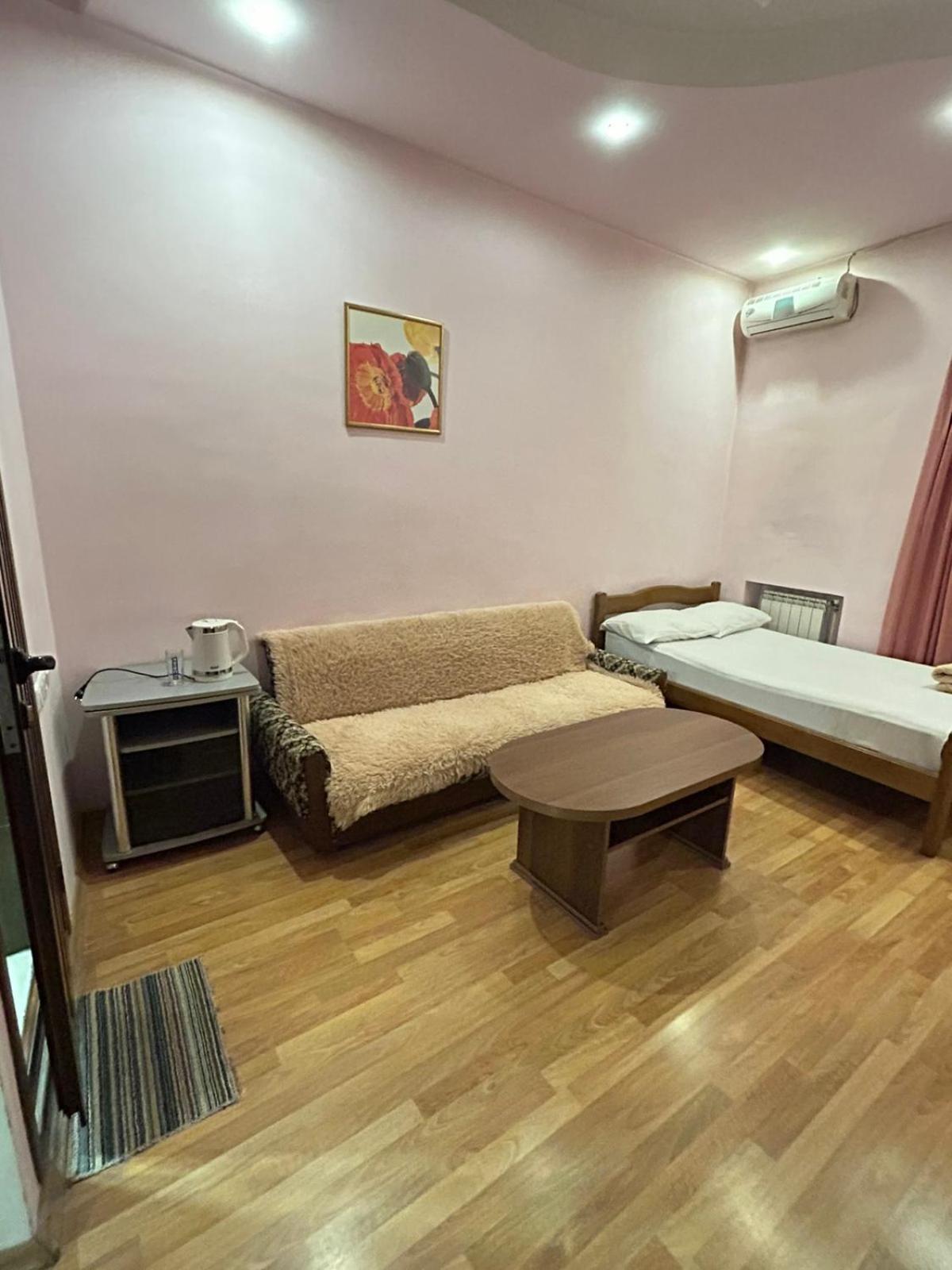 Manand Hotel Jereván Kültér fotó